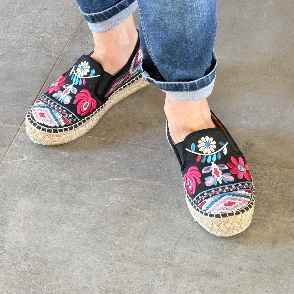 Johnny Was Embroidered Espadrille Slip On Shoes Womens 39 Black Floral